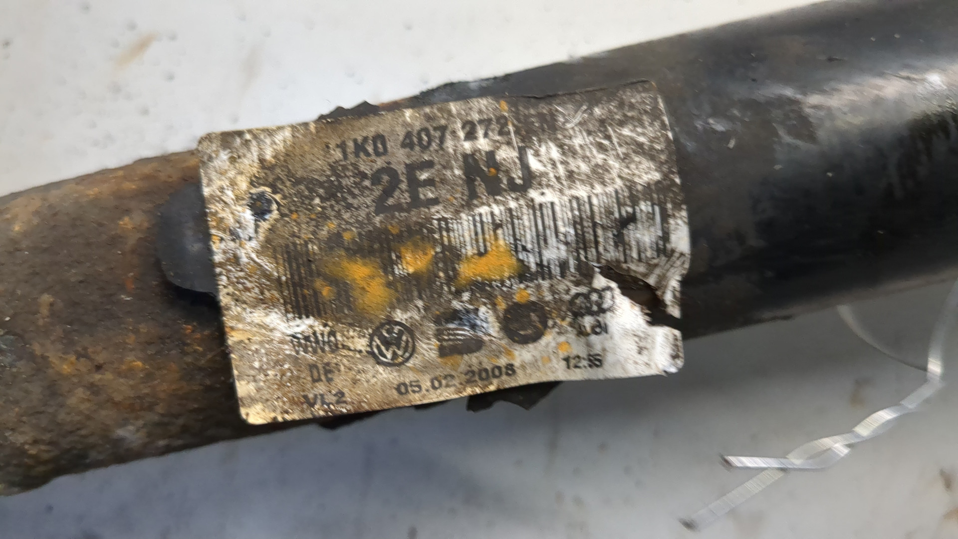 Полуось передняя правая