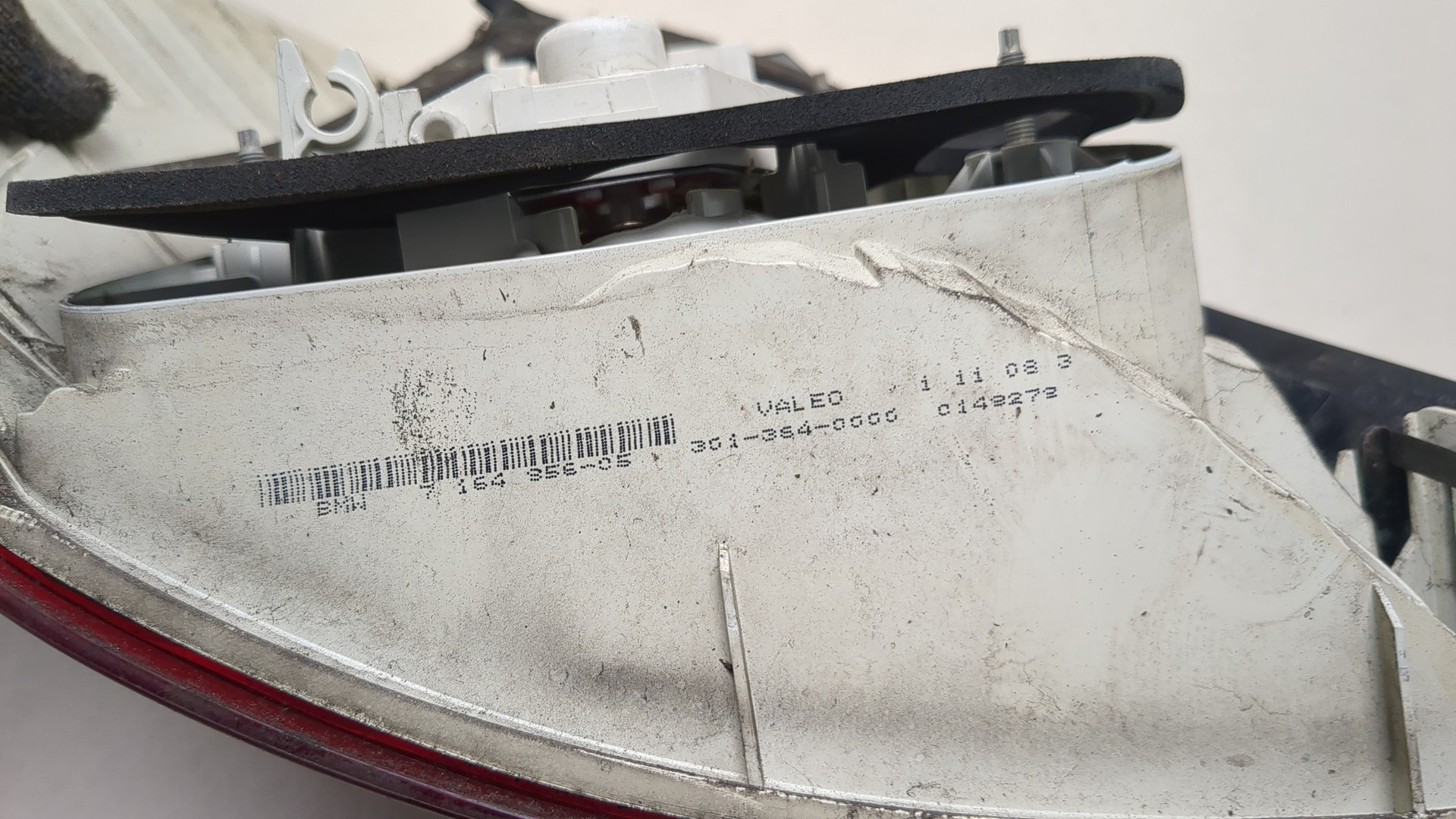 Фонарь задний правый