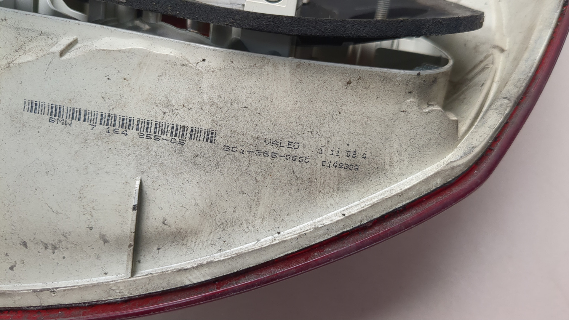 Фонарь задний левый