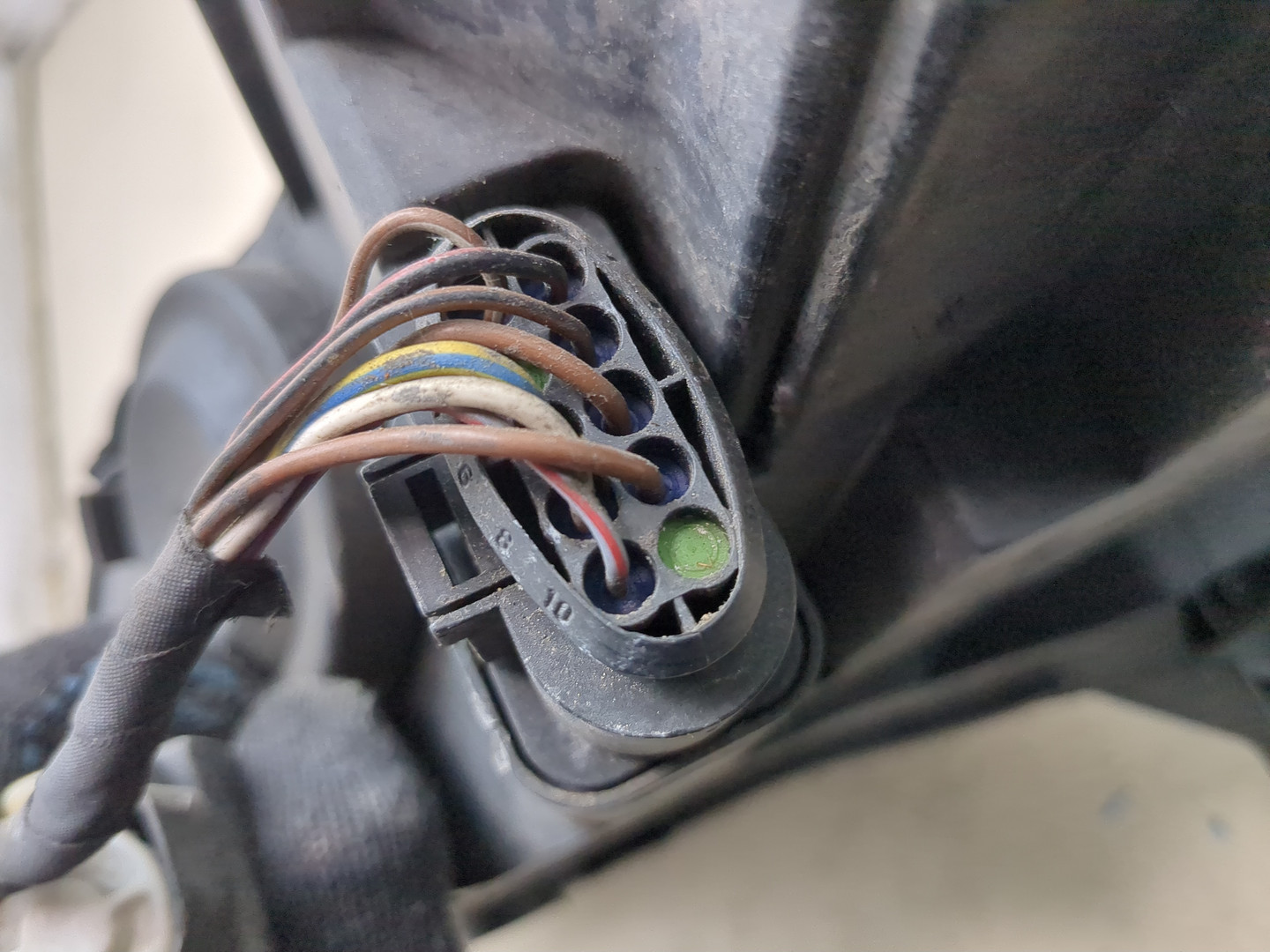 Фара правая