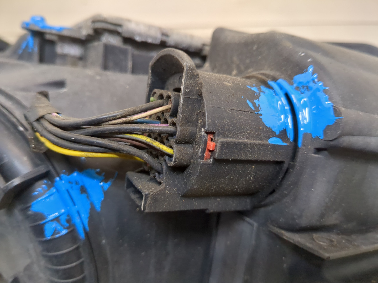 Фара правая