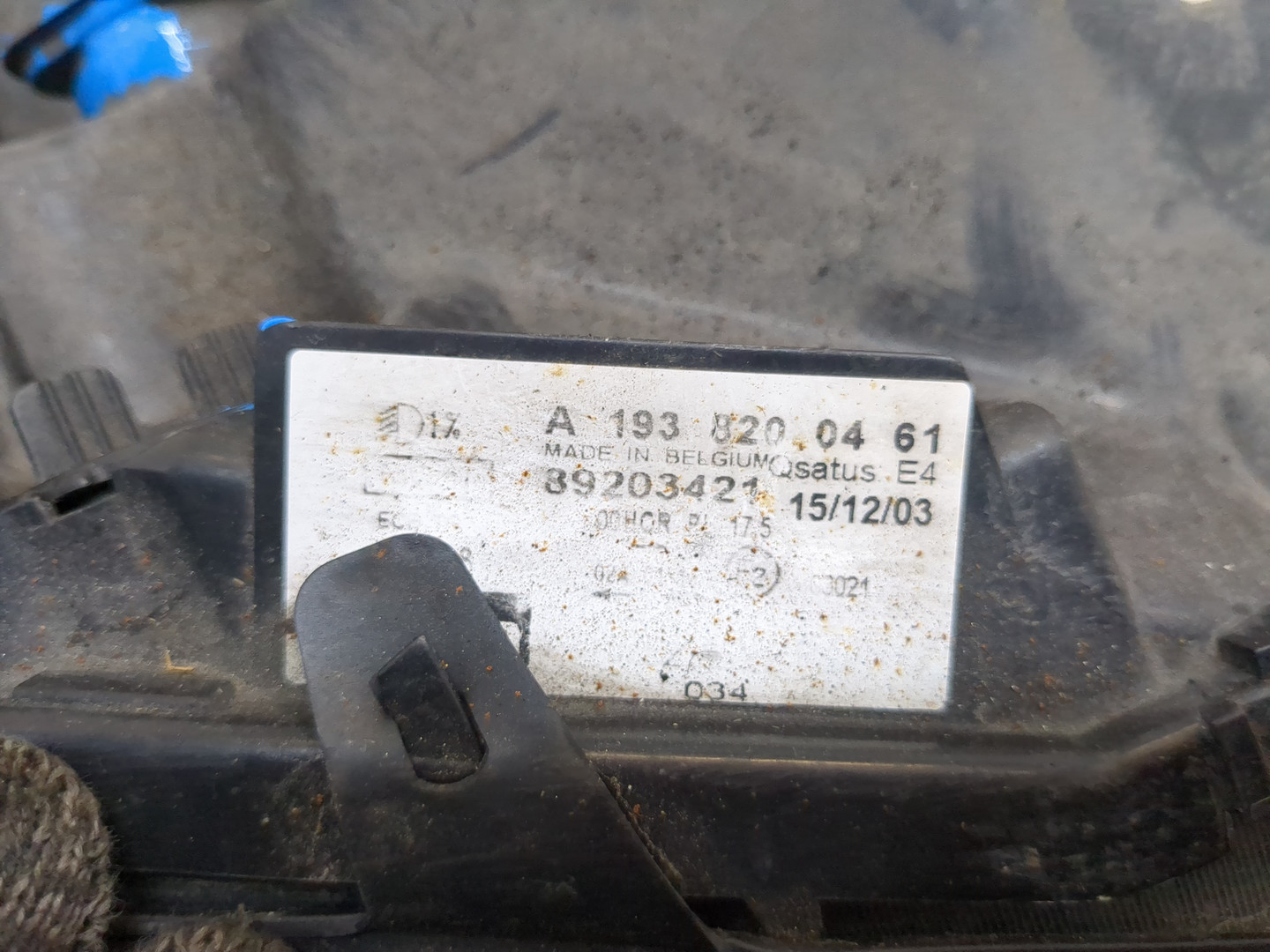 Фара правая