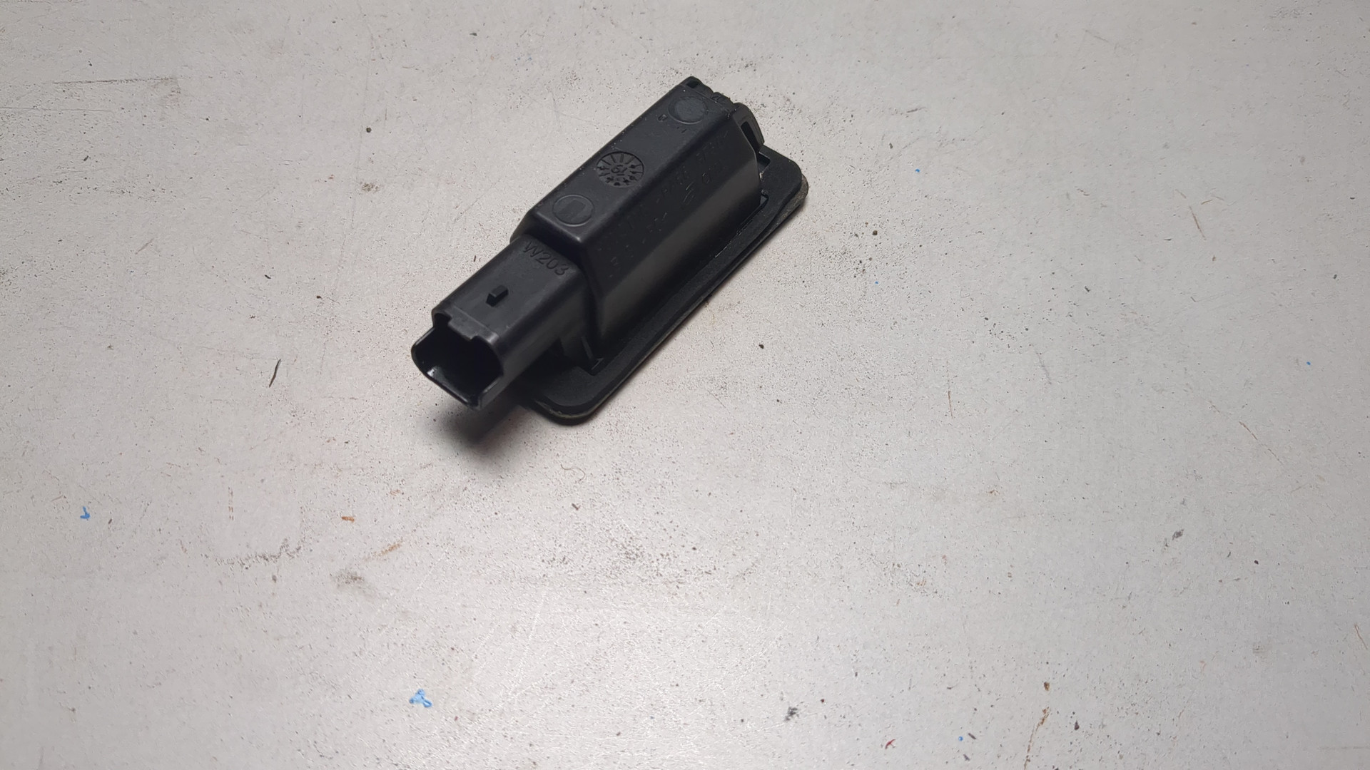 Фонарь подсветки номера