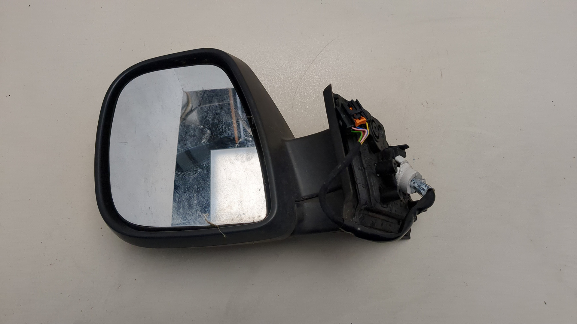 Зеркало левое электрическое