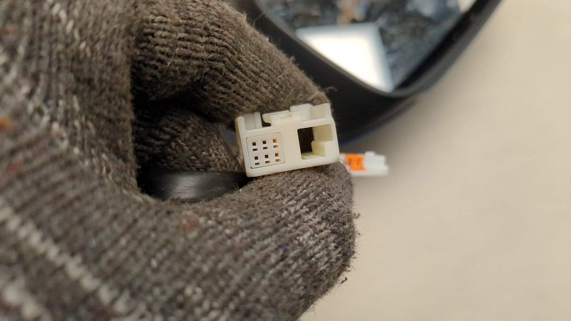 Зеркало левое электрическое