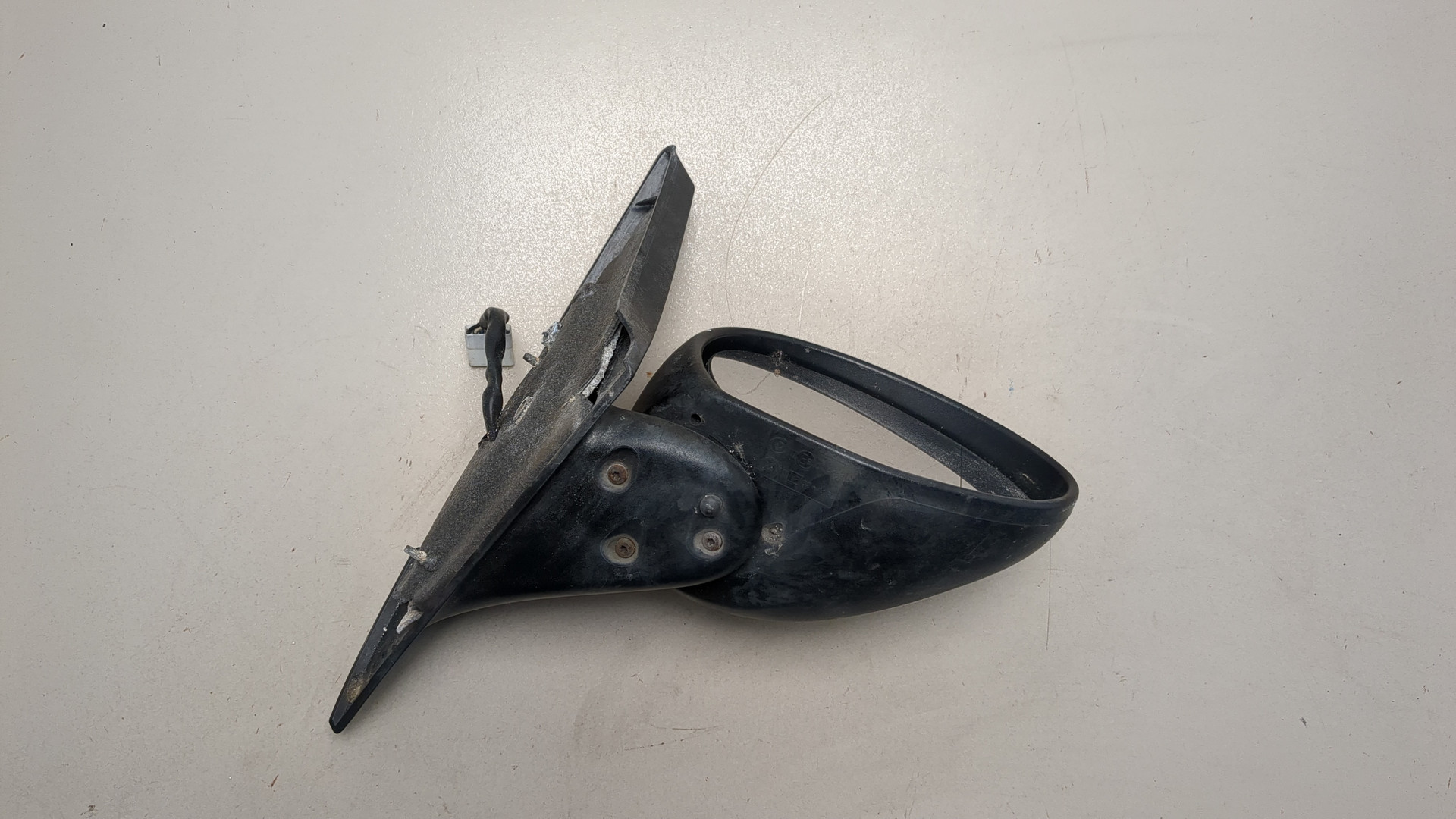 Зеркало правое электрическое