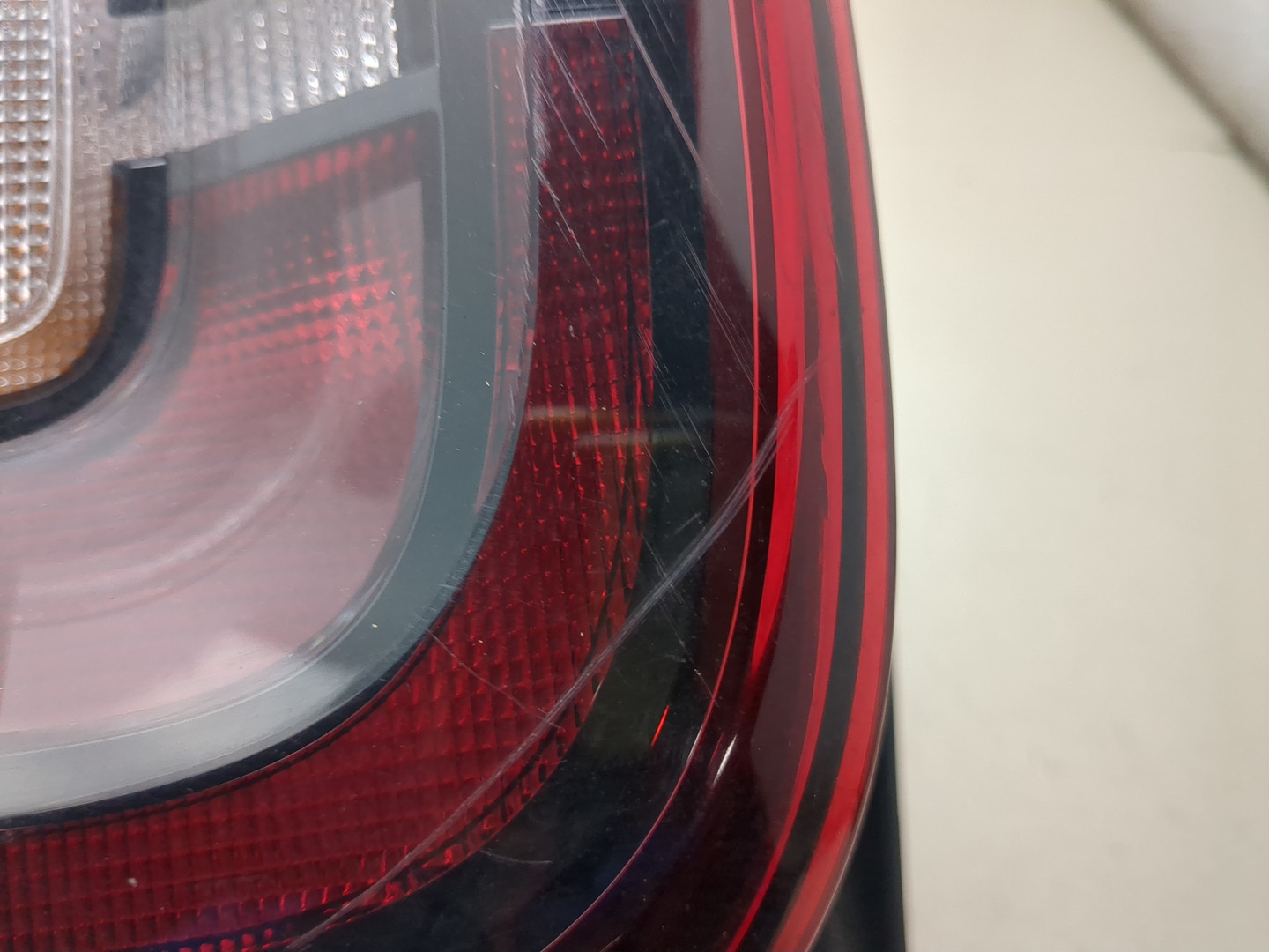 Фонарь задний левый