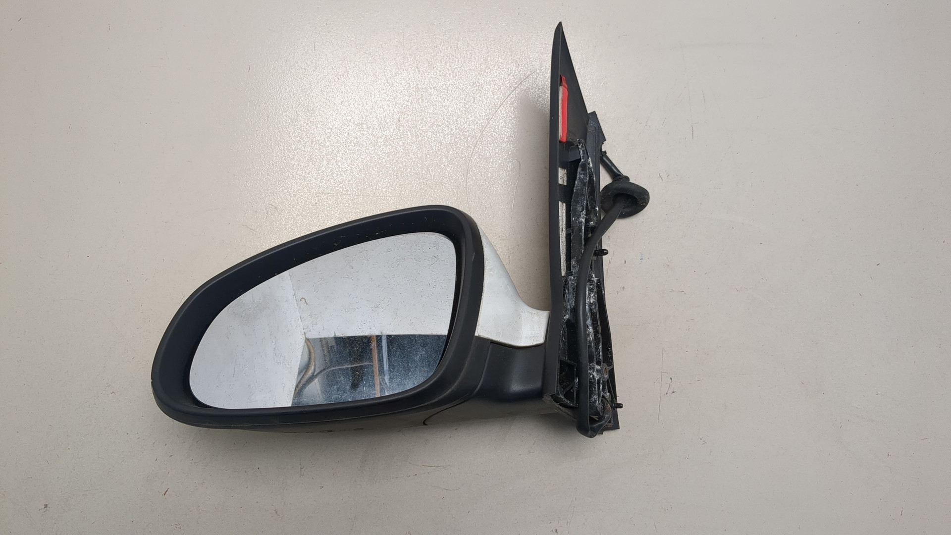 Зеркало левое электрическое