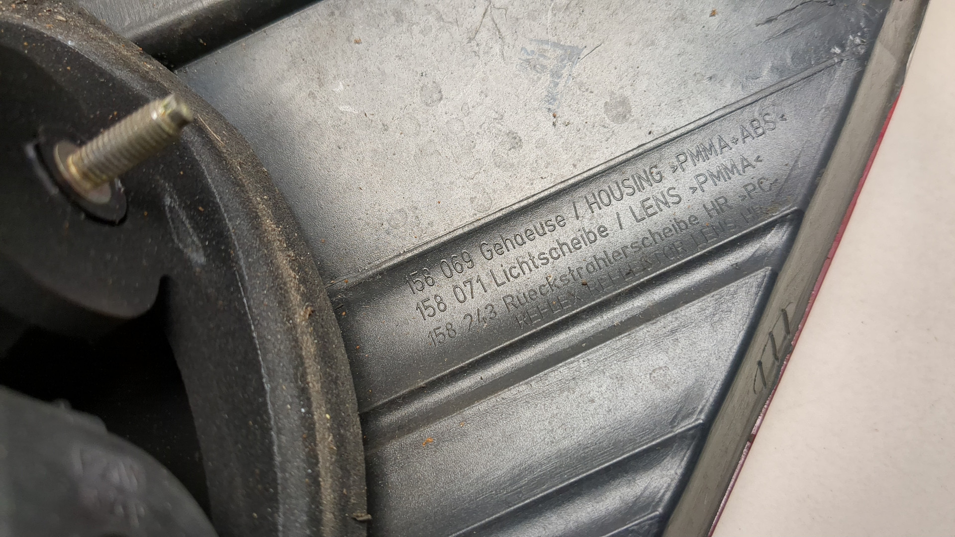 Фонарь задний левый