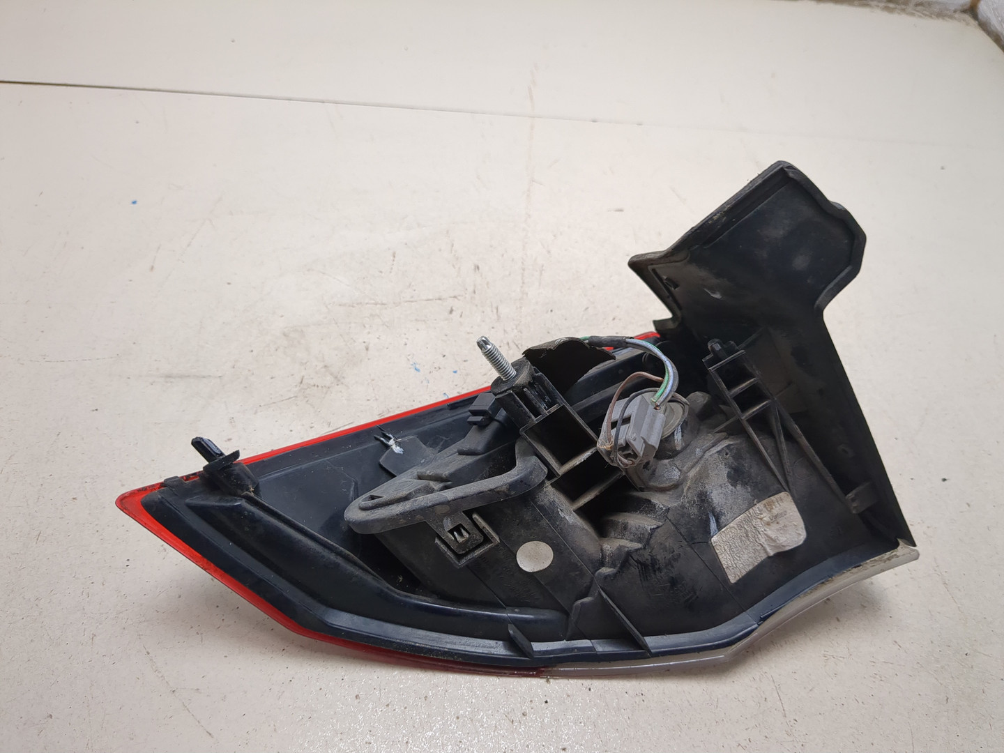 Фонарь задний правый