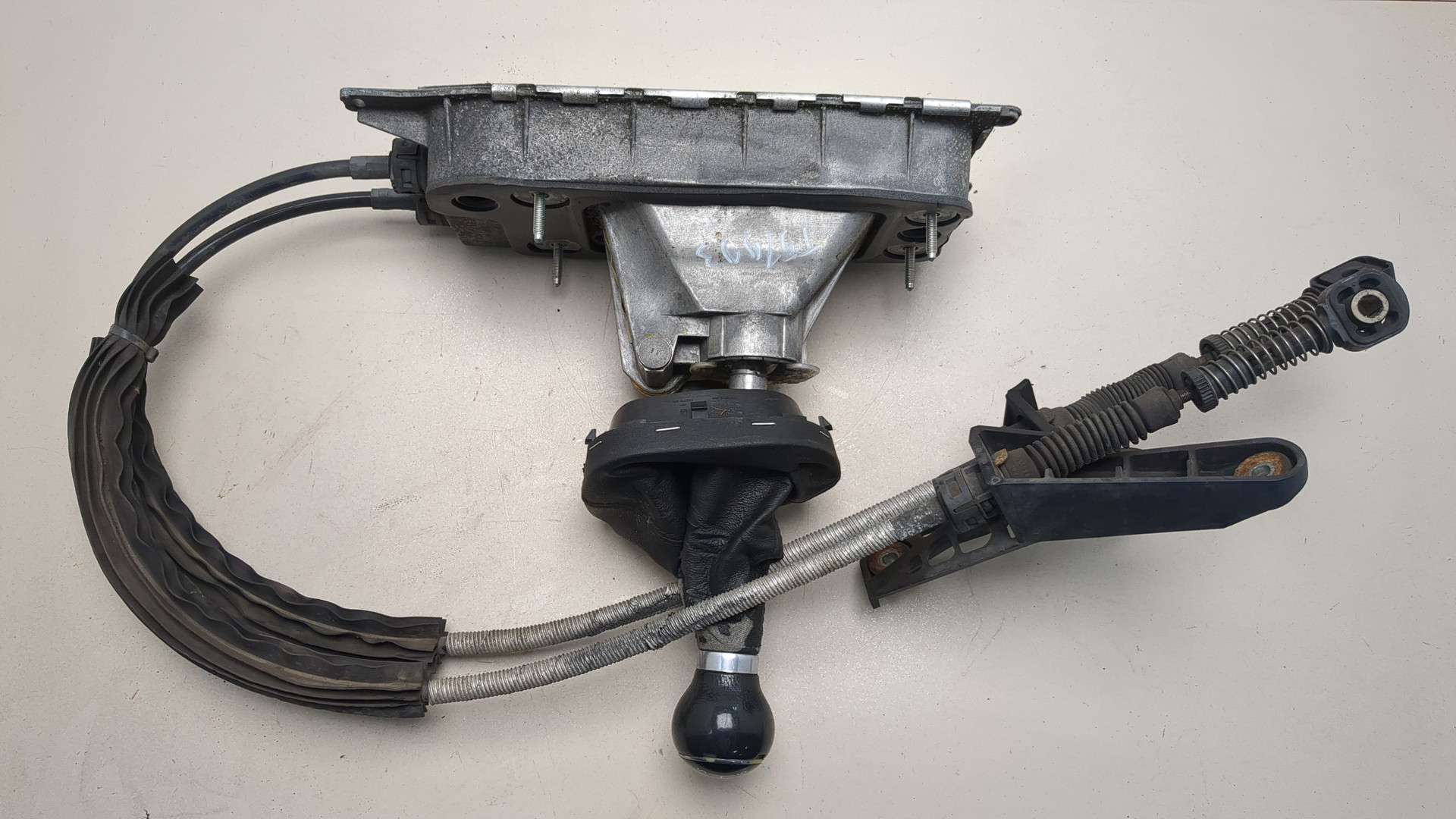 Кулиса МКПП / АКПП