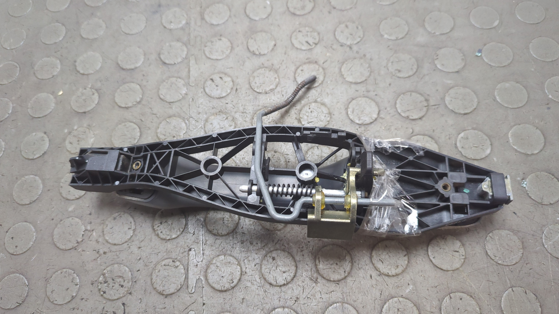 Ручка двери наружная