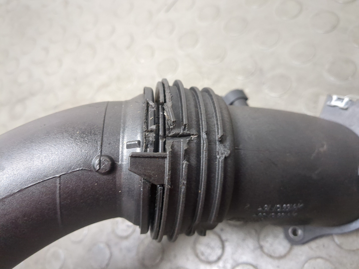 Патрубок интеркулера