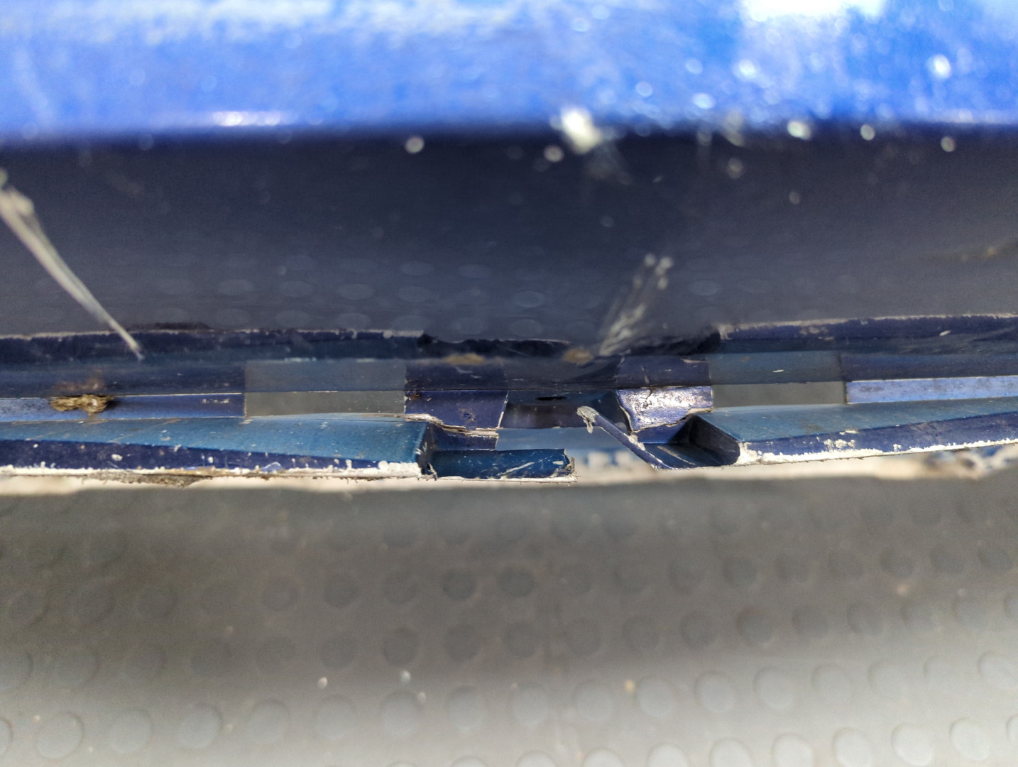 Бампер передний