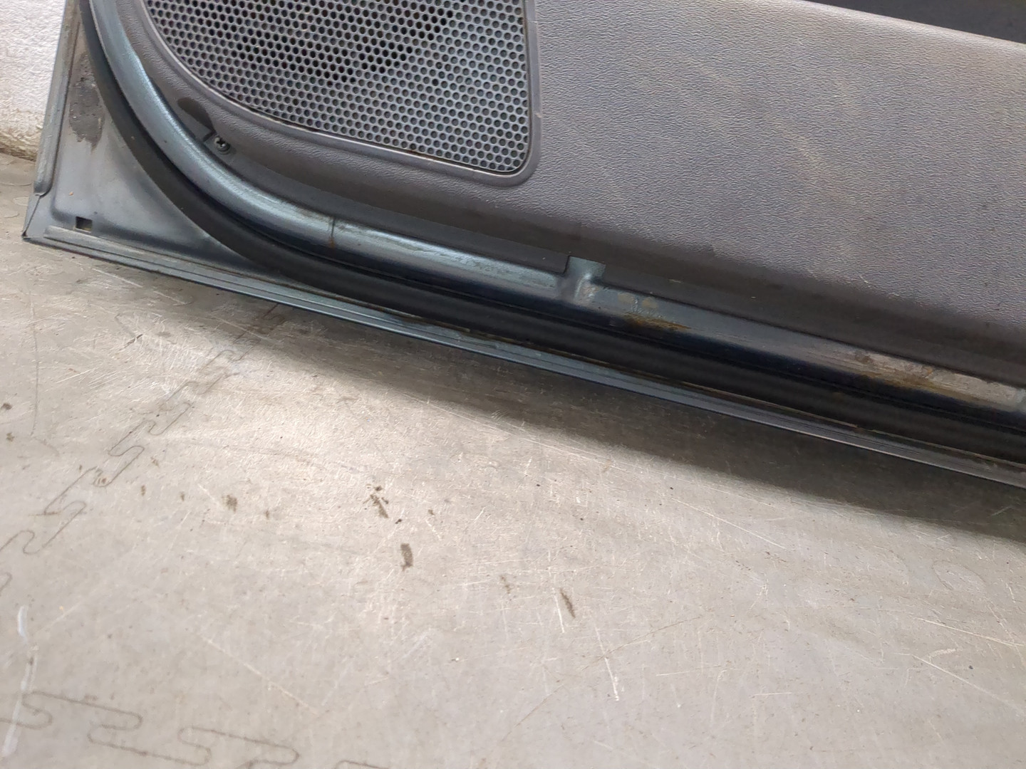 Дверь передняя правая