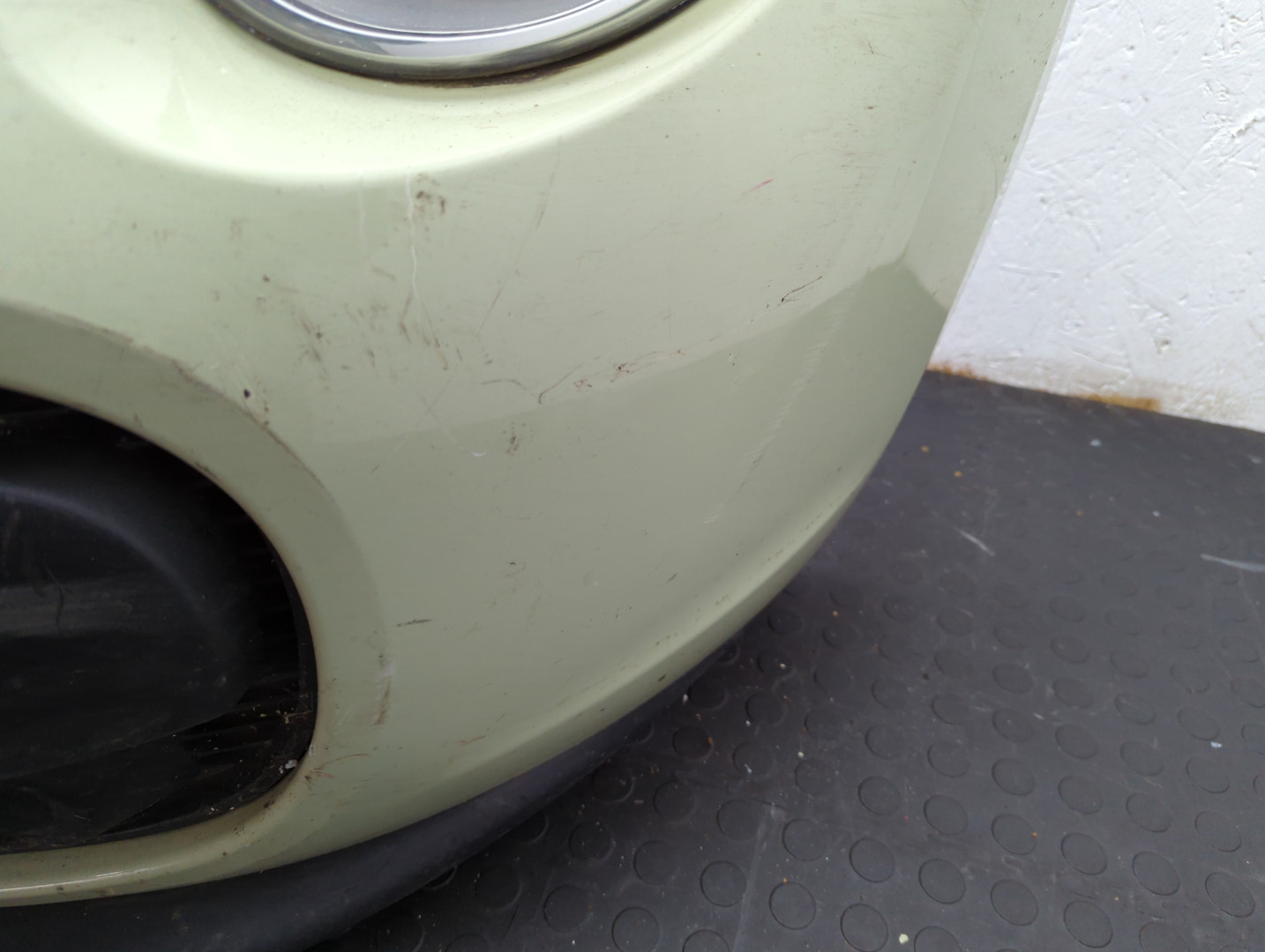 Бампер передний