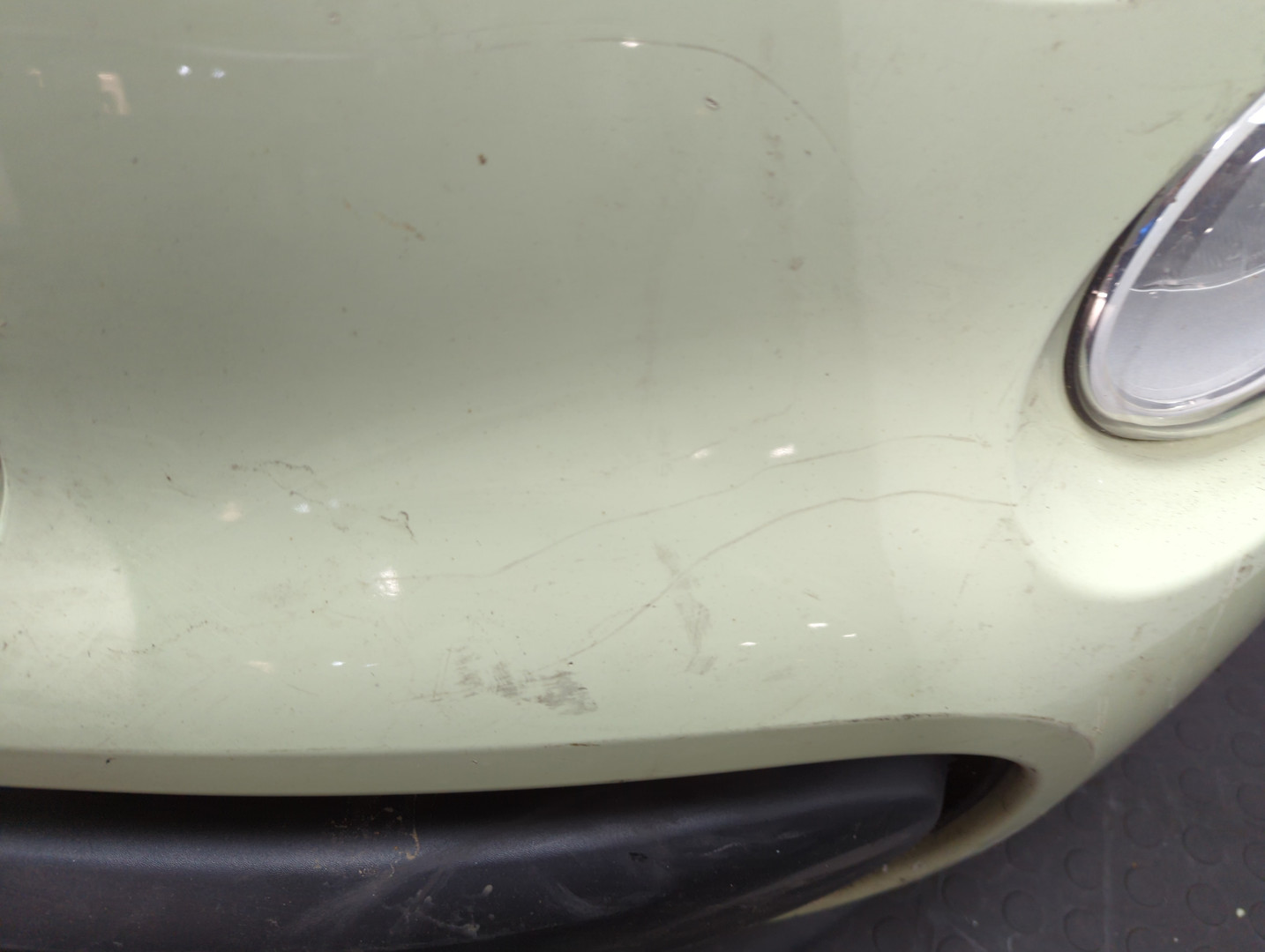 Бампер передний