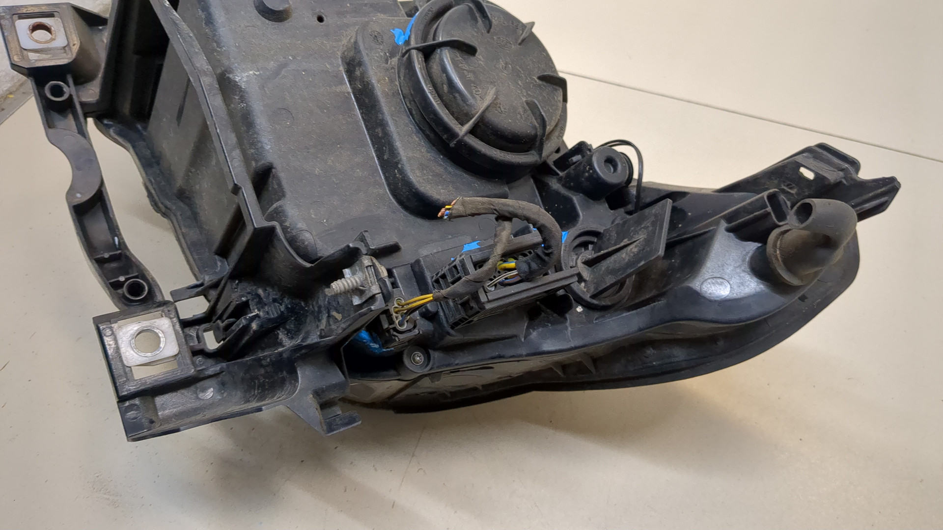 Фара правая