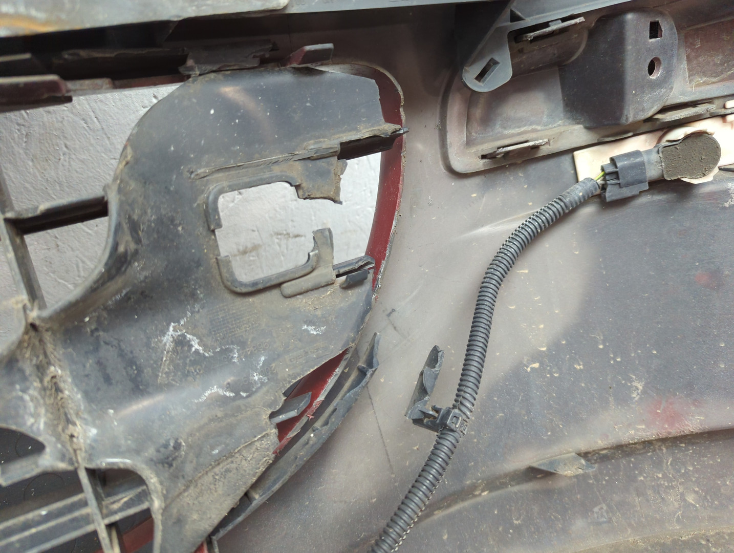 Бампер передний