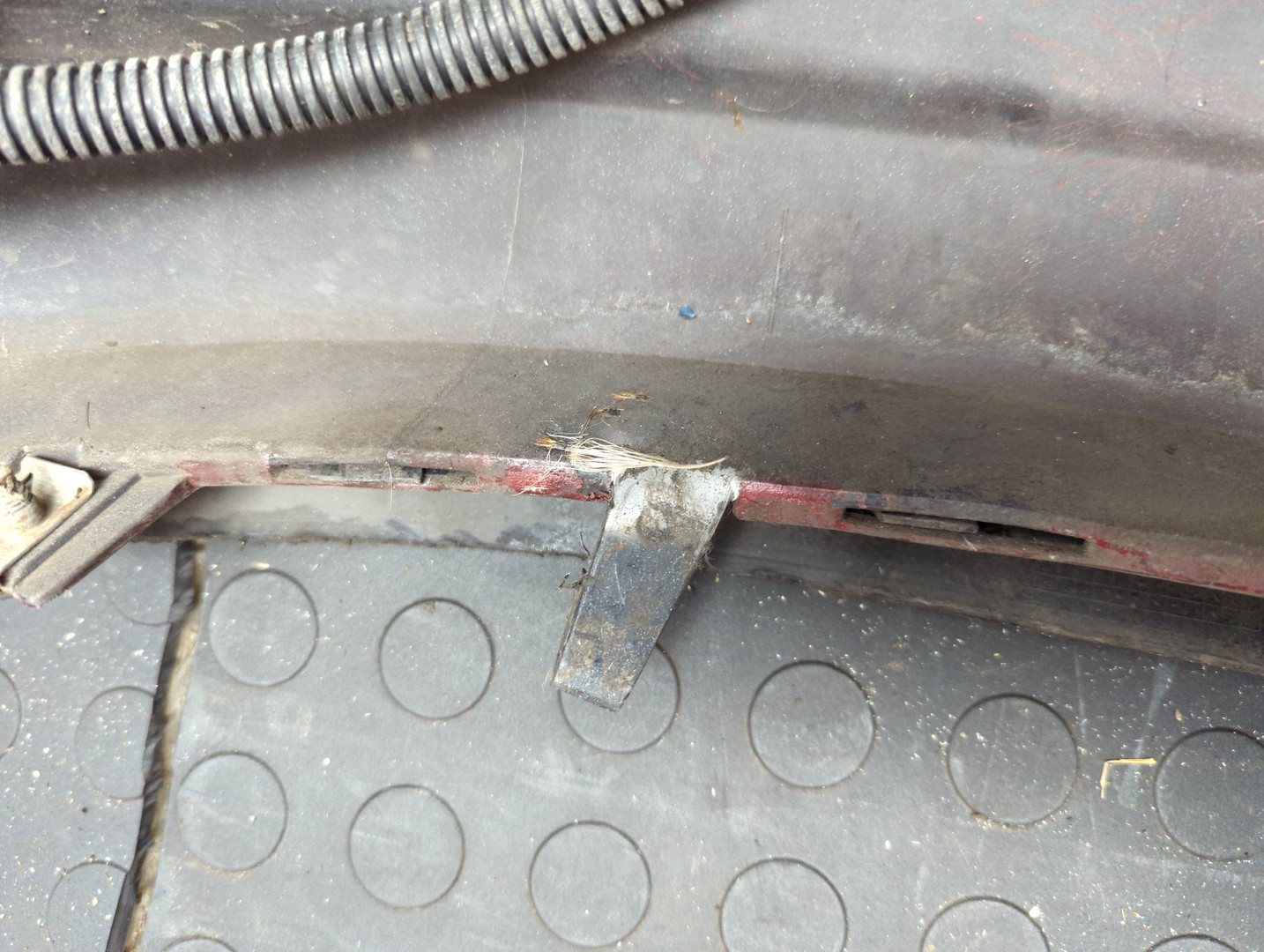 Бампер передний