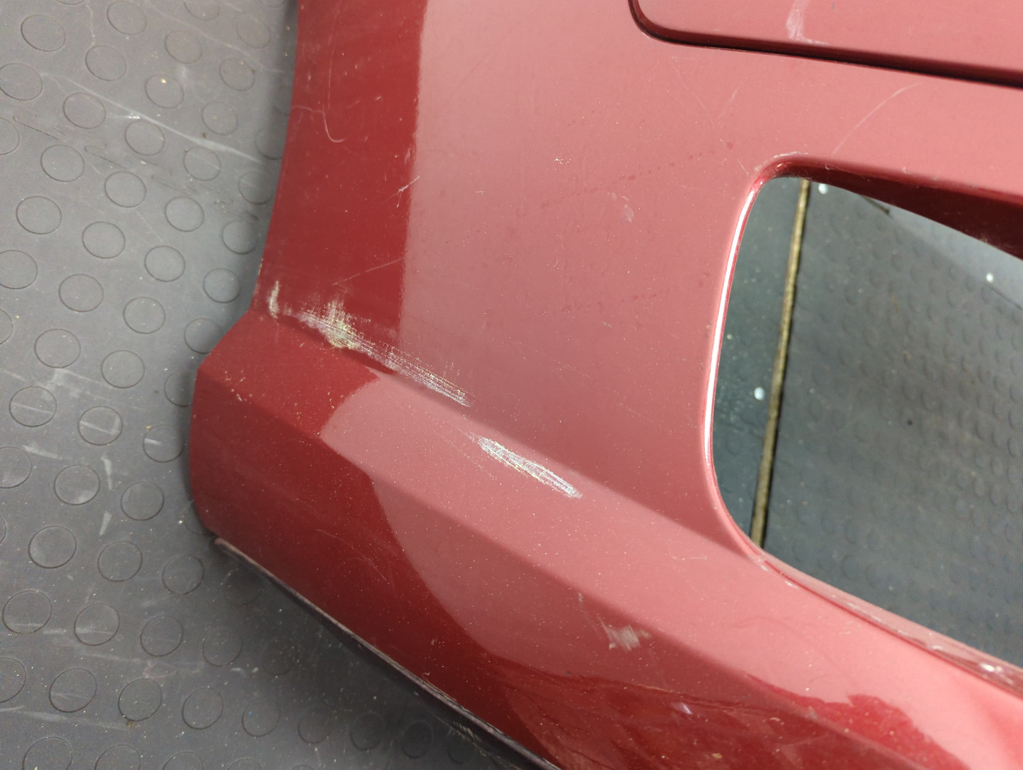 Бампер передний