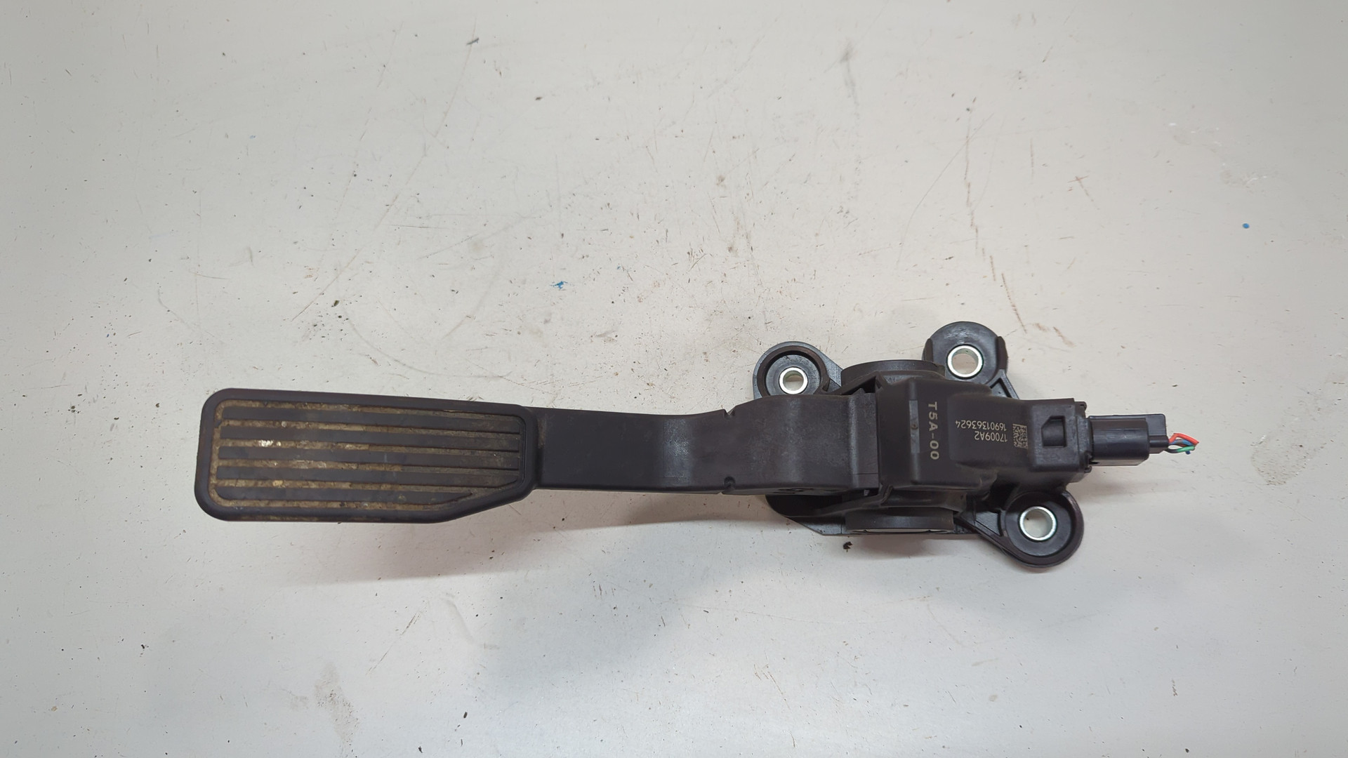 Педаль газа