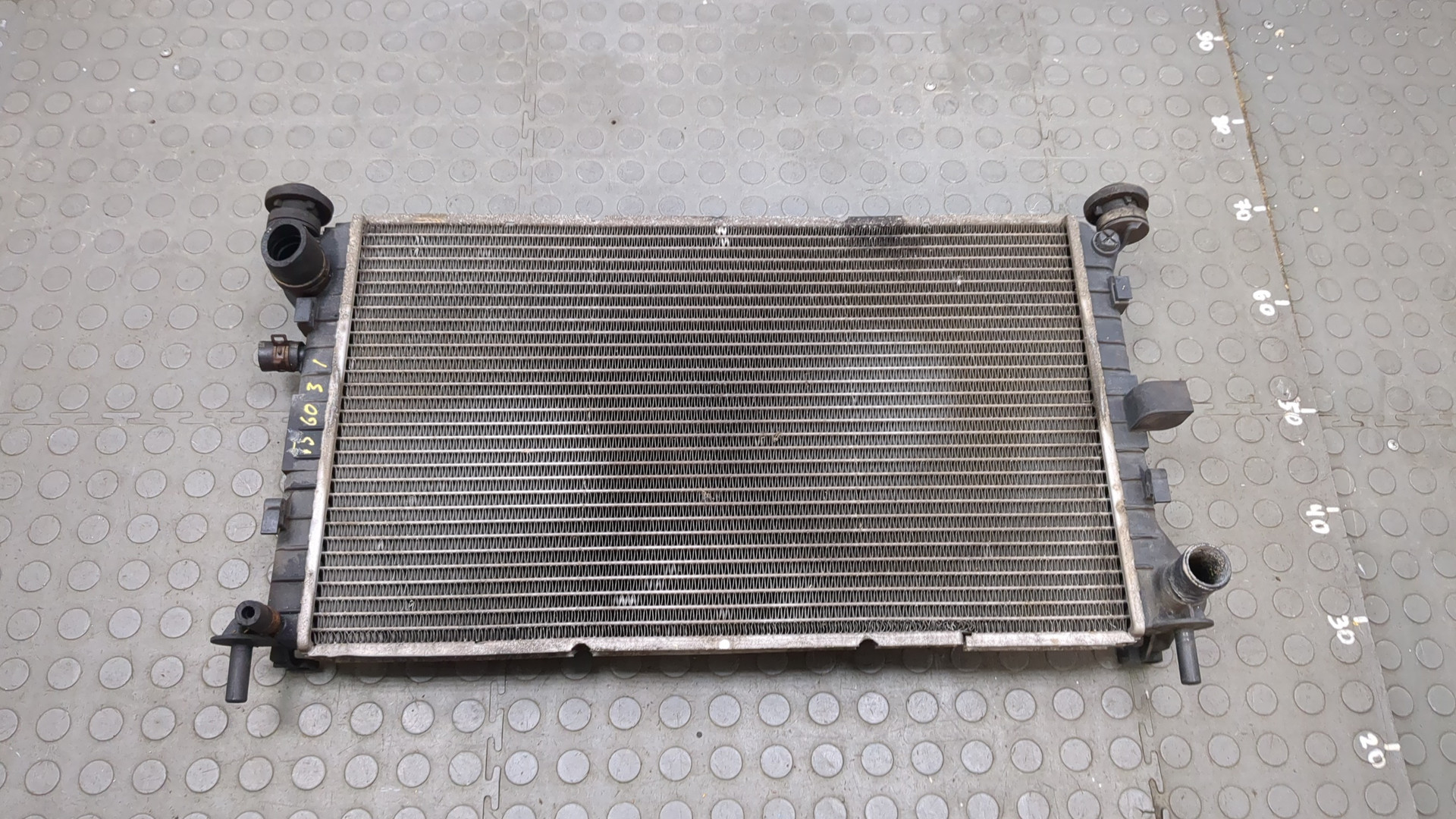 Радиатор охлаждения двигателя основной