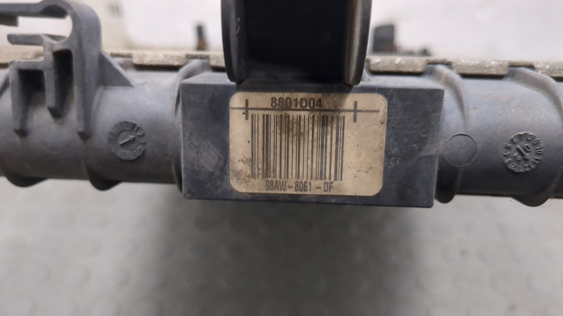 Радиатор охлаждения двигателя основной