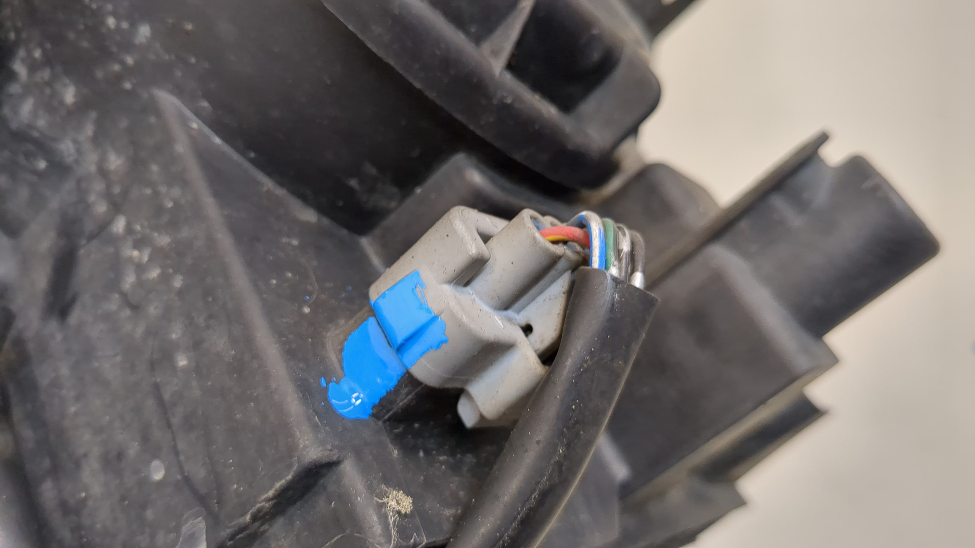 Фара правая