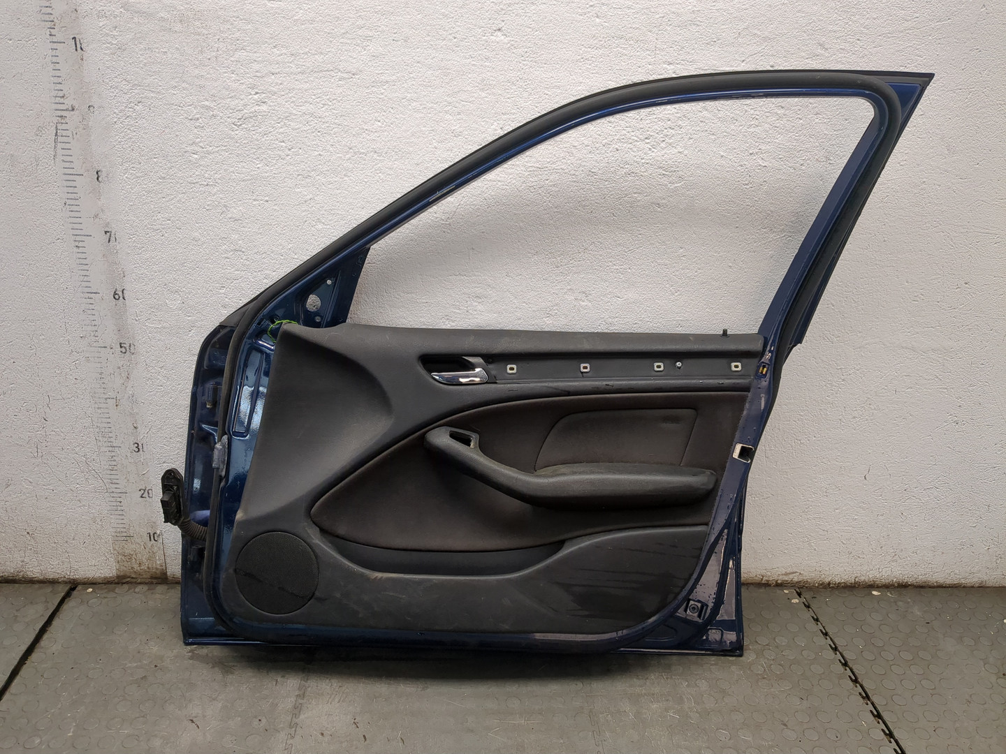 Дверь передняя правая