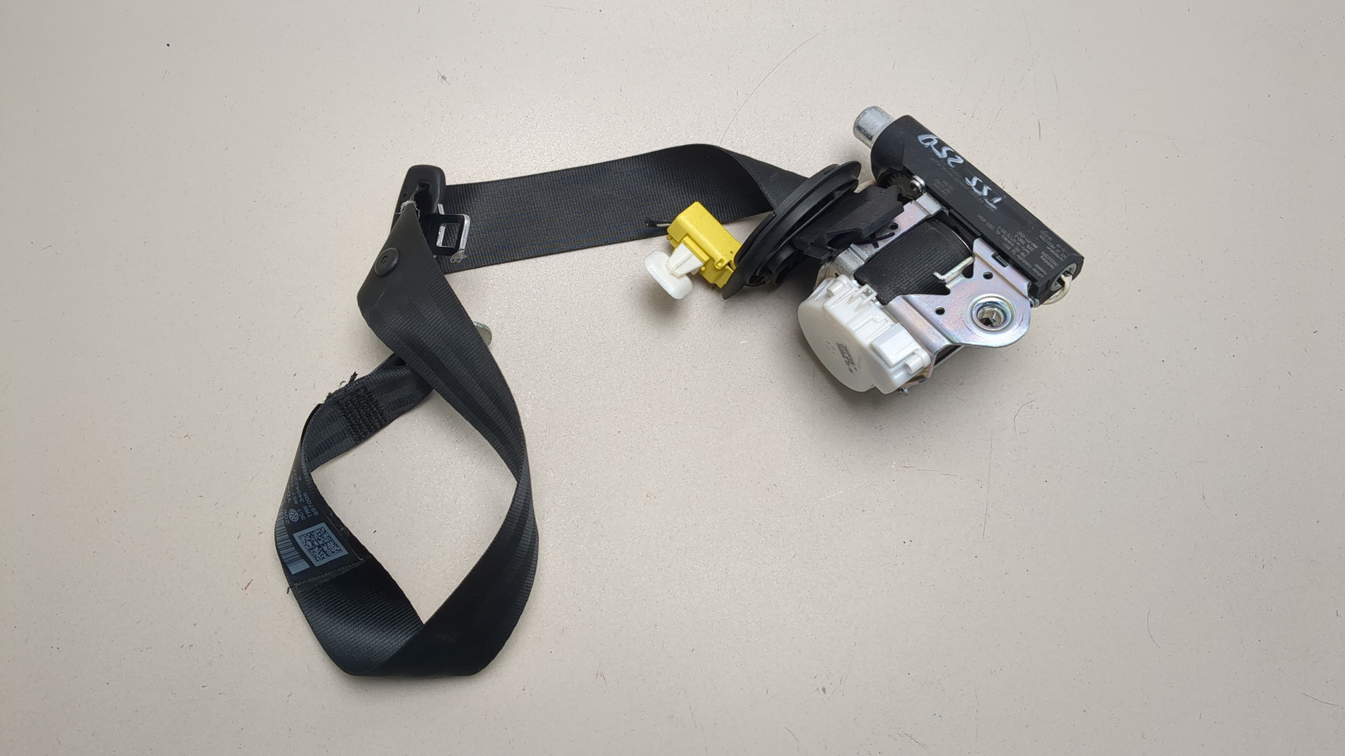 Ремень безопасности