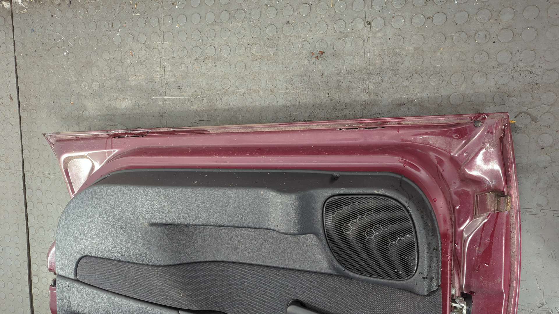 Дверь передняя правая