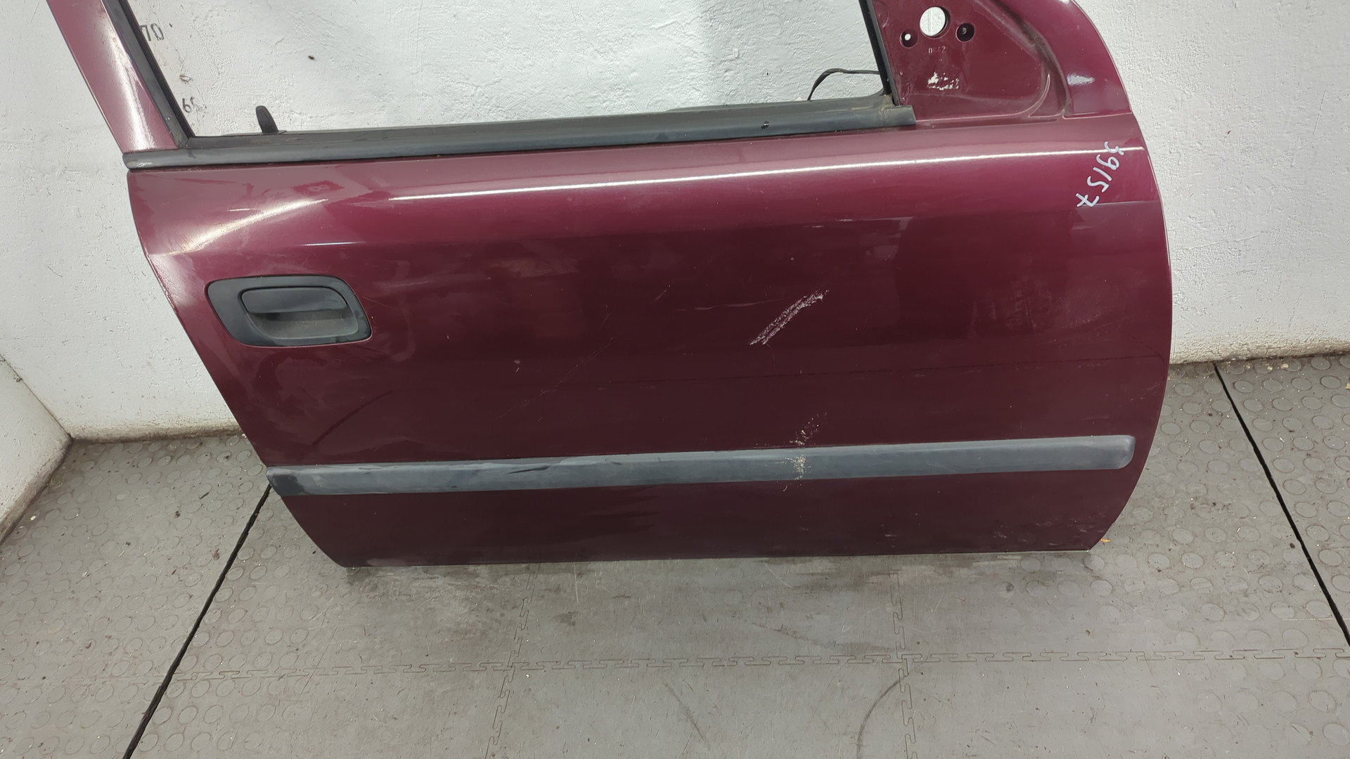 Дверь передняя правая