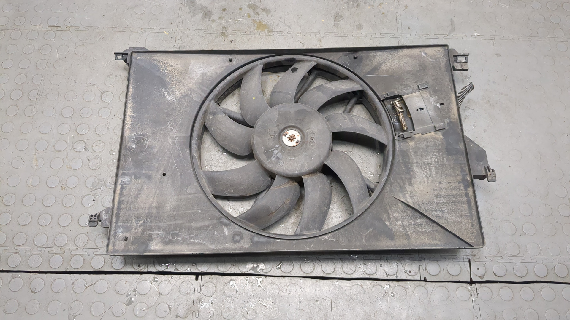 Вентилятор радиатора