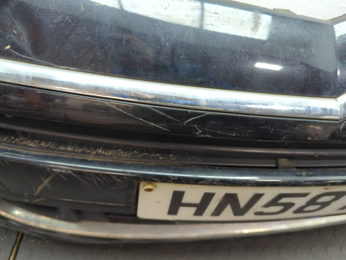 Бампер передний