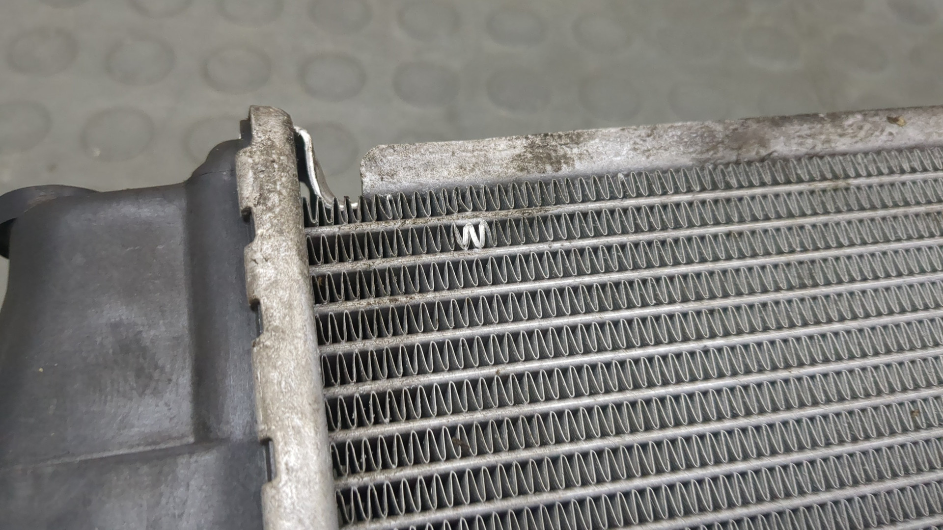 Радиатор охлаждения двигателя основной