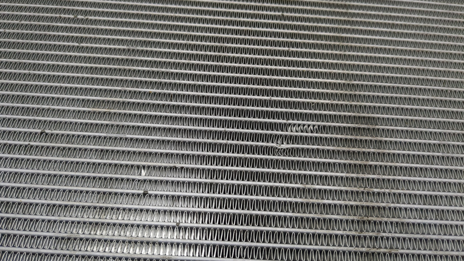 Радиатор охлаждения двигателя основной