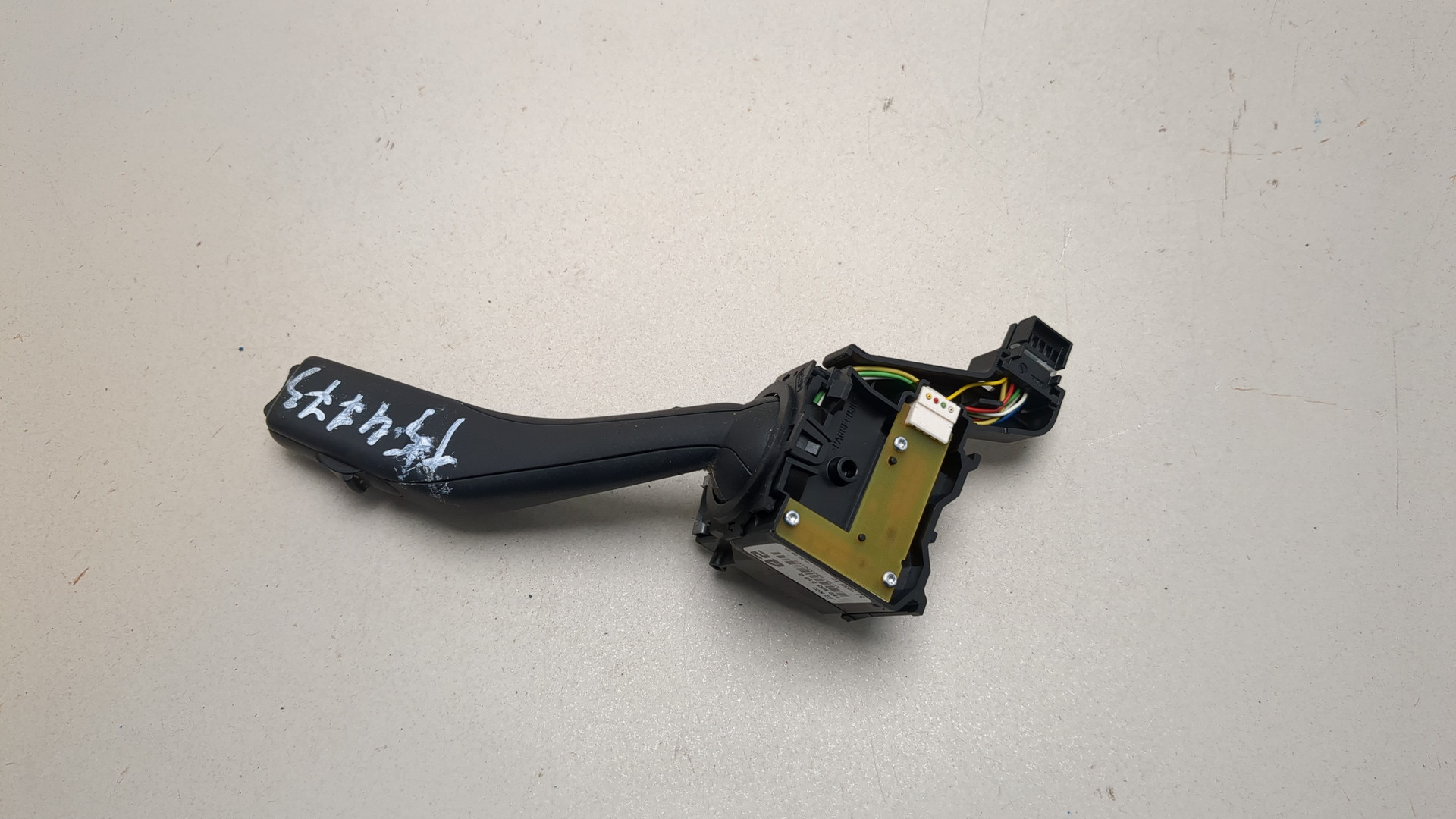 Переключатель поворотов подрулевой