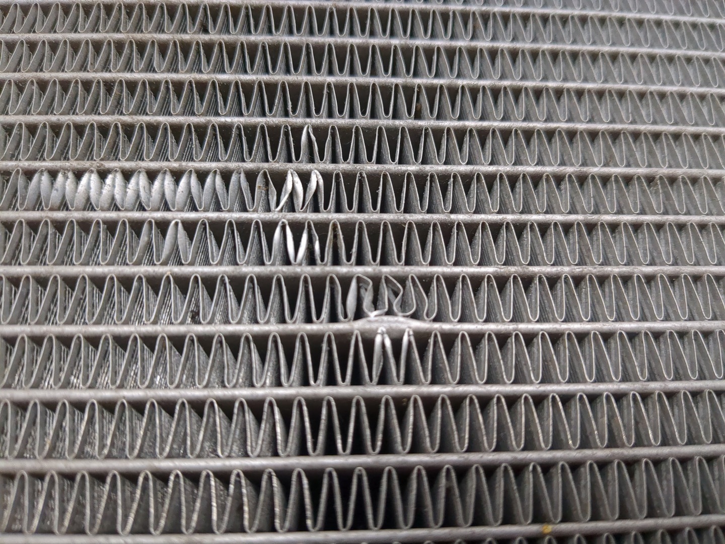 Радиатор охлаждения двигателя основной