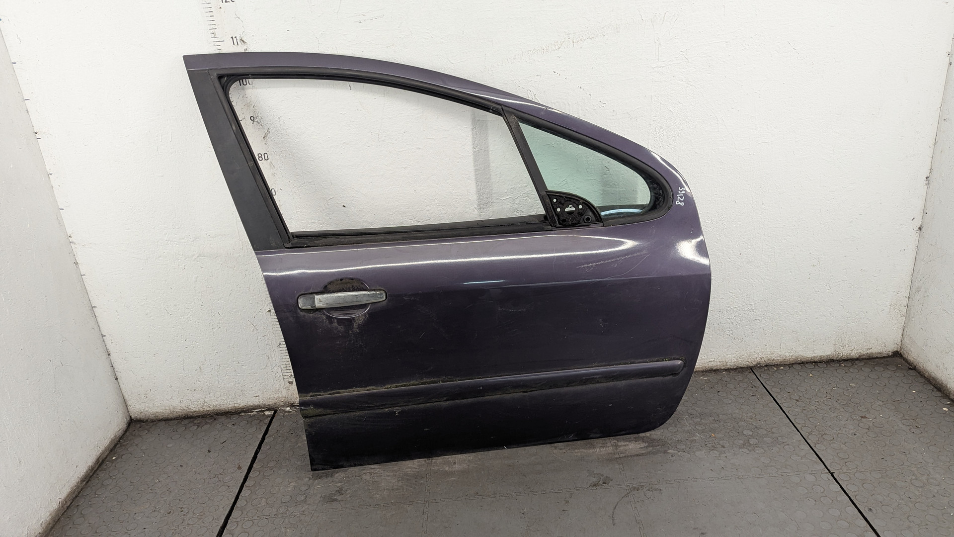 Дверь передняя правая