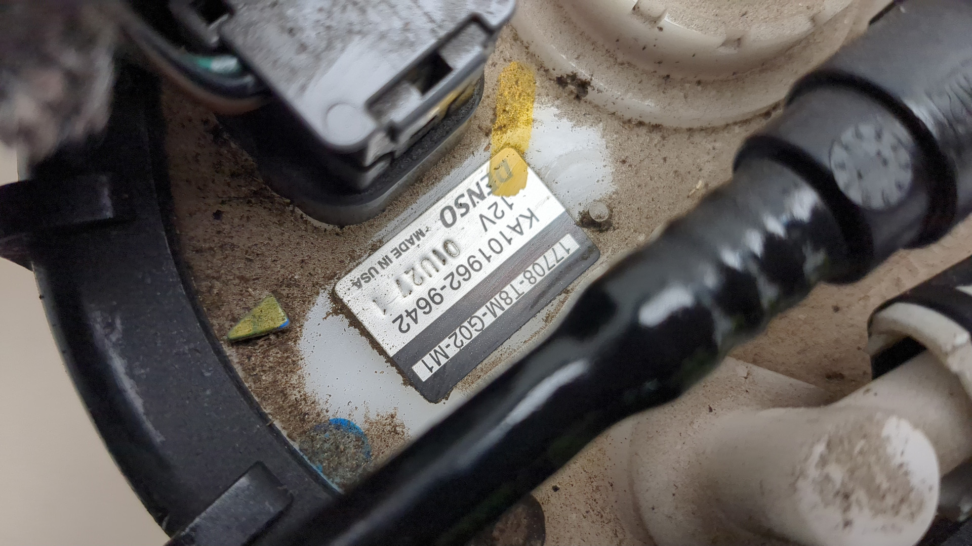 Насос топливный электрический