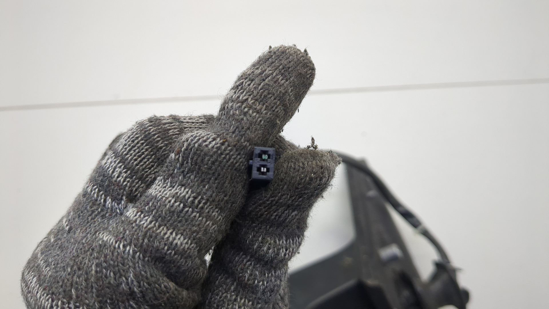 Зеркало правое электрическое