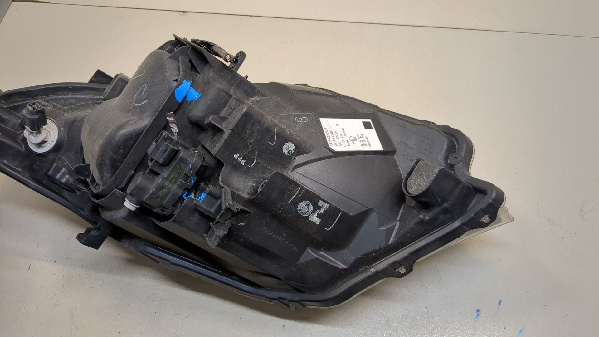 Фара правая