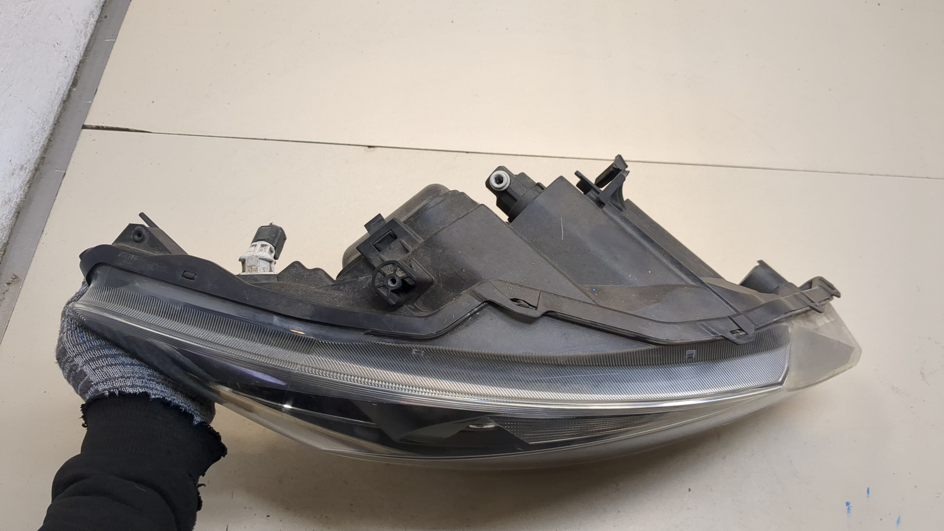 Фара правая