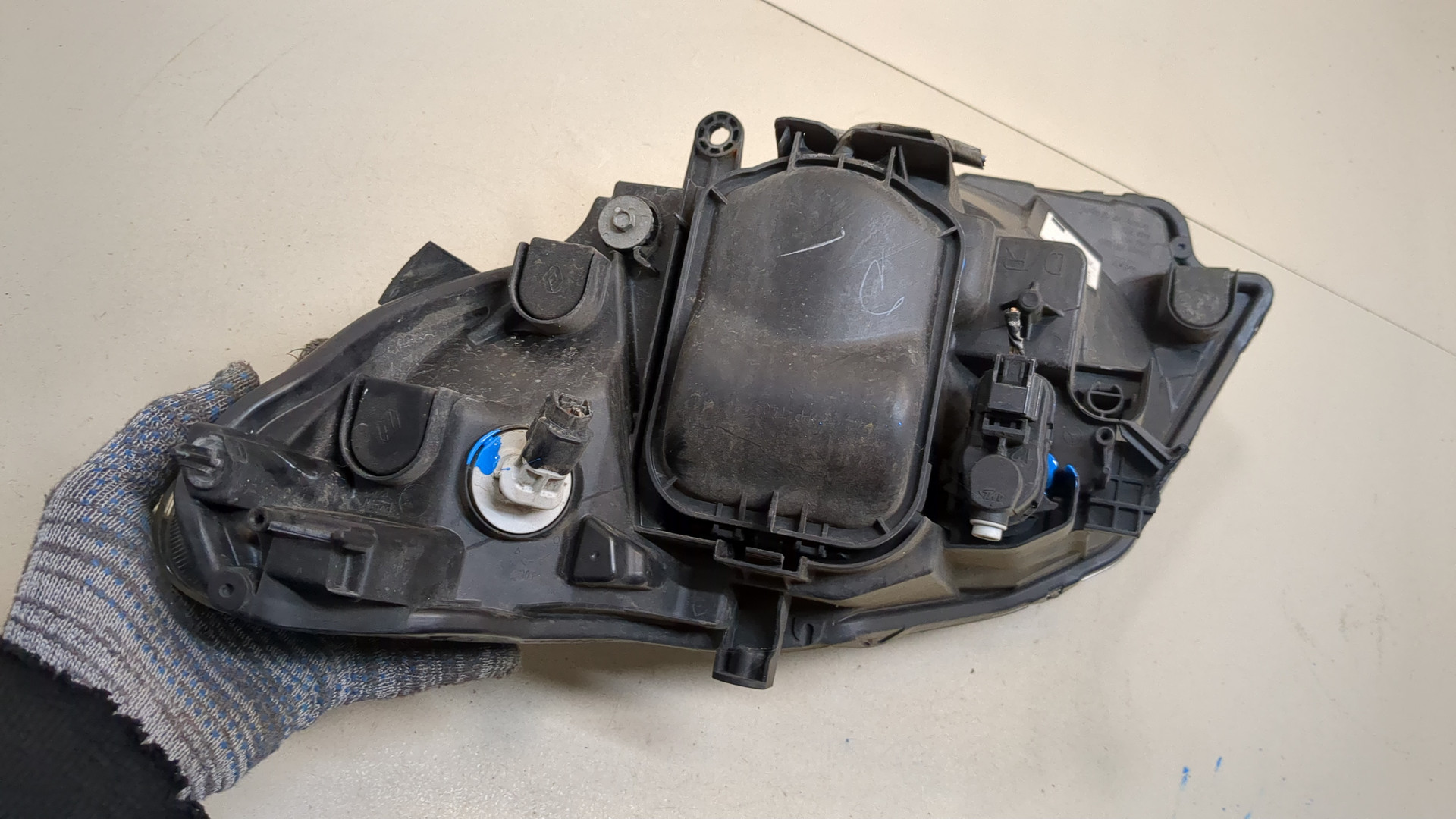 Фара правая