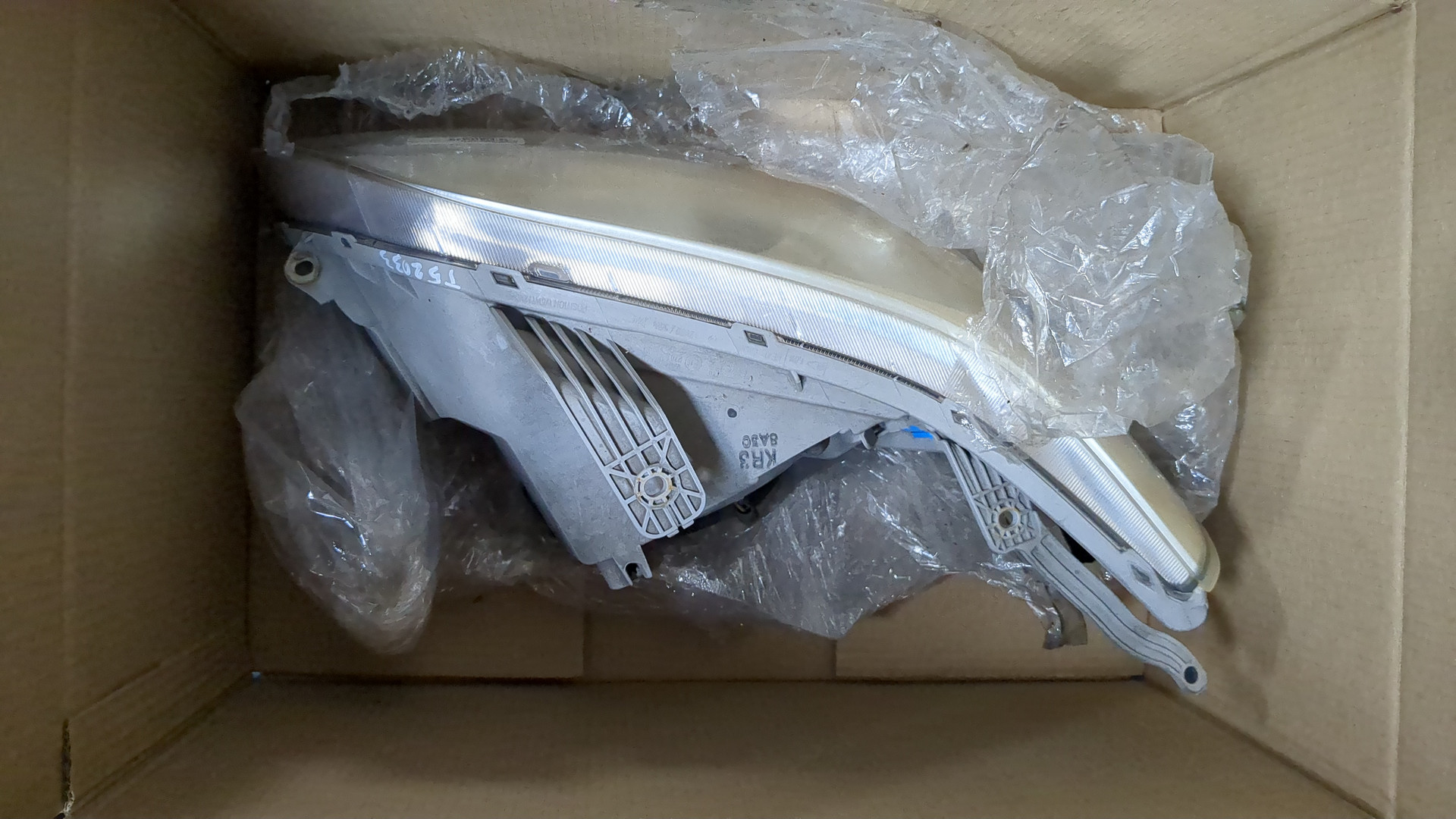 Фара правая