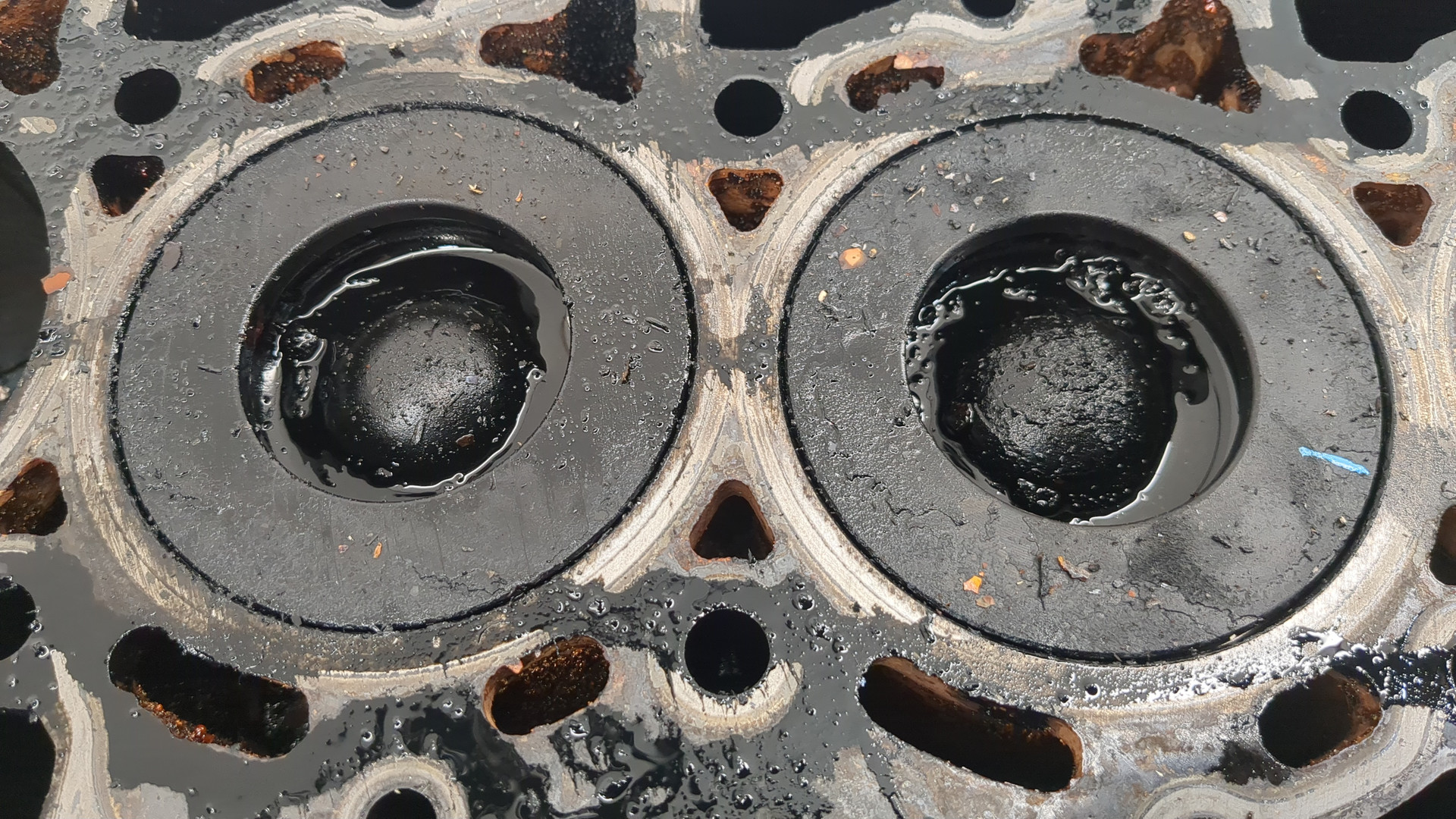 Блок двигателя