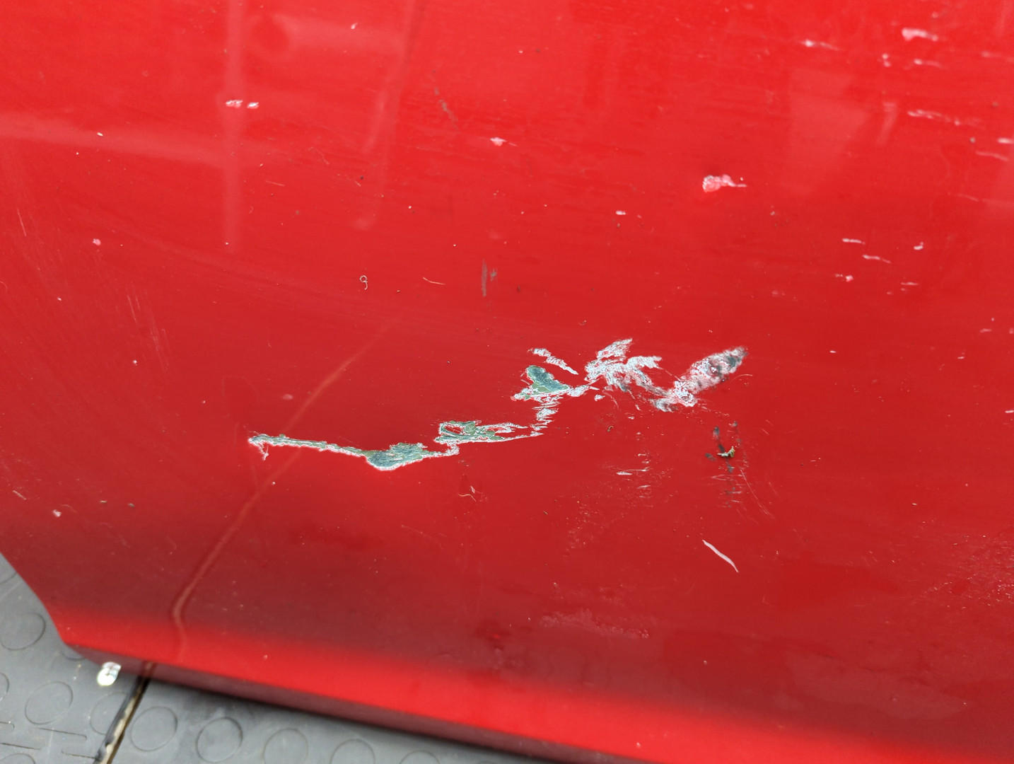 Дверь передняя левая