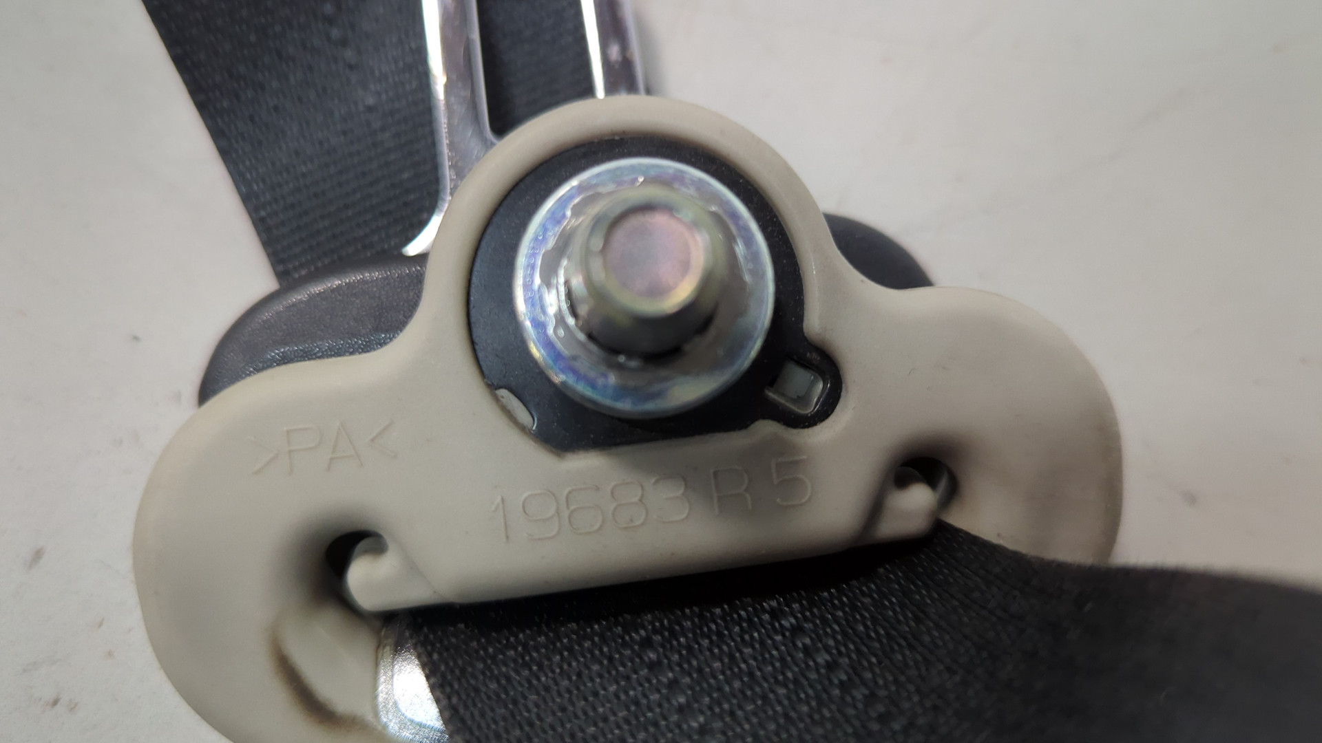 Ремень безопасности