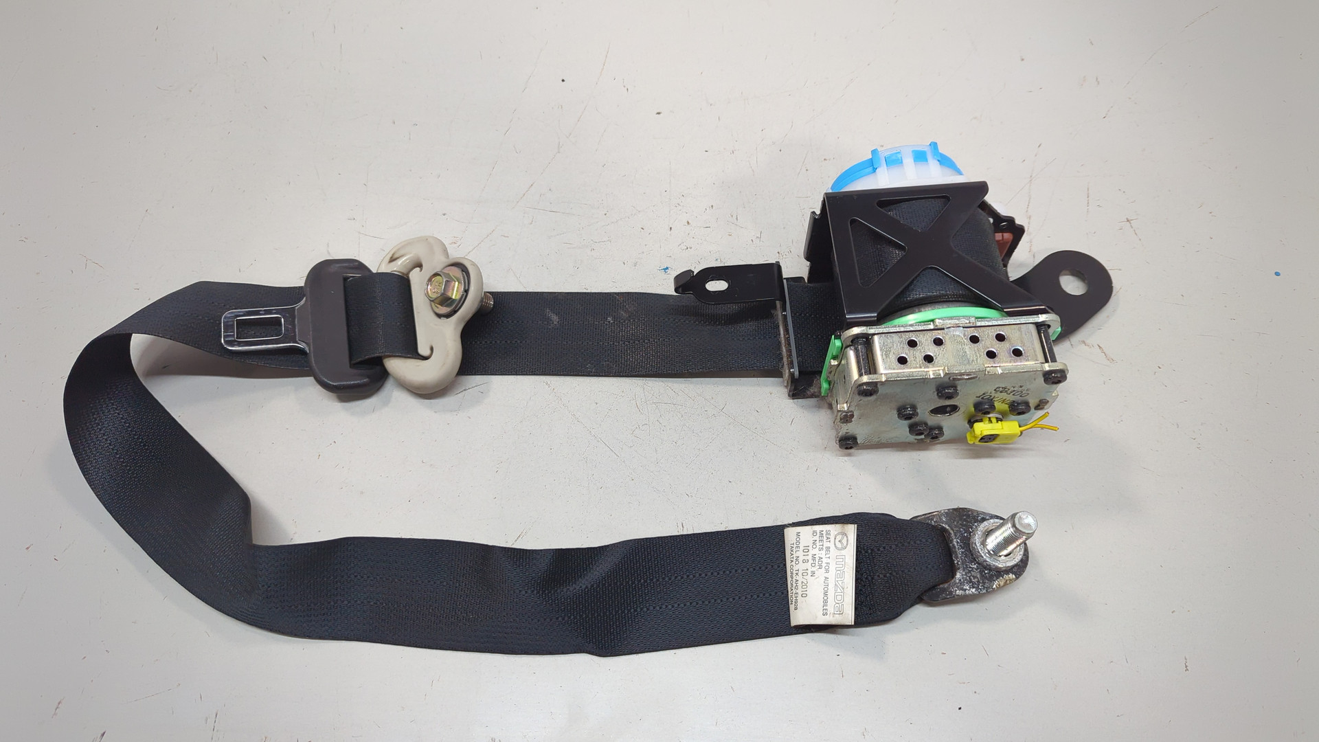 Ремень безопасности